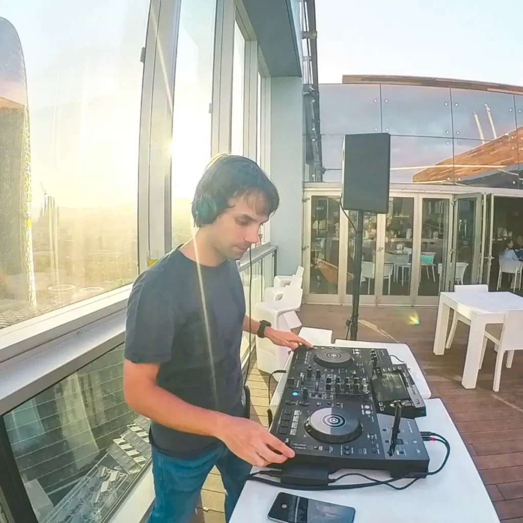 Novotel City Barcelona – DJ Marvin